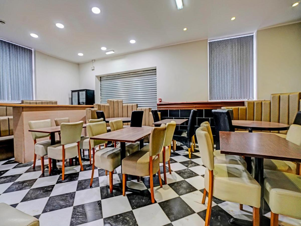 Weaste Hotel, West Manchester Солфорд Экстерьер фото