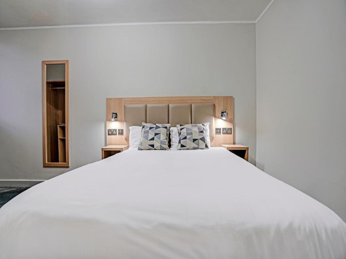 Weaste Hotel, West Manchester Солфорд Экстерьер фото