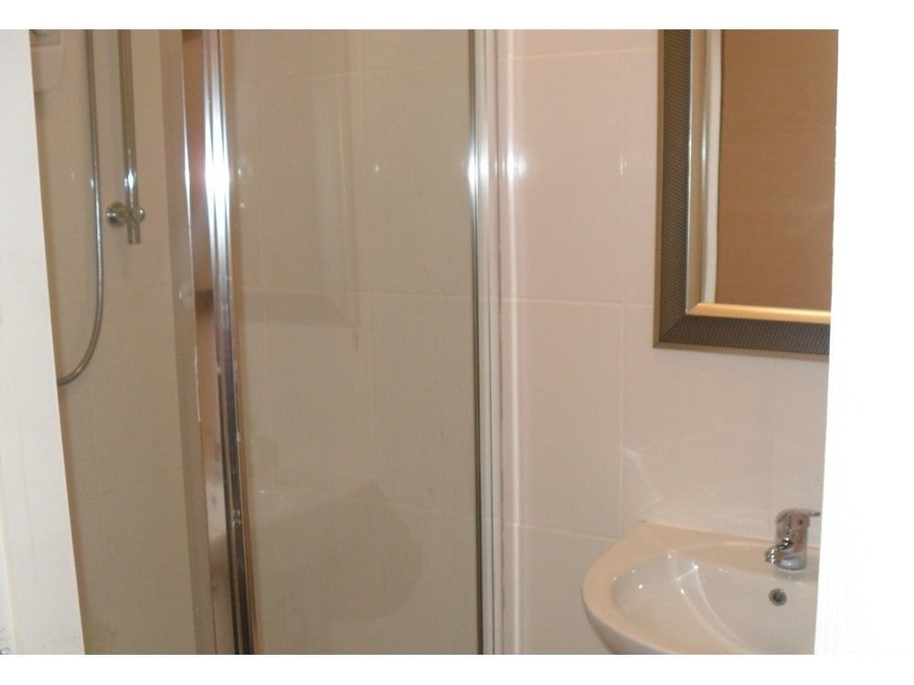 Weaste Hotel, West Manchester Солфорд Экстерьер фото